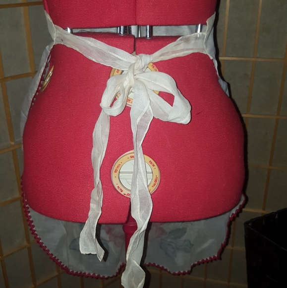 Vintage apron - Picture 2 of 3